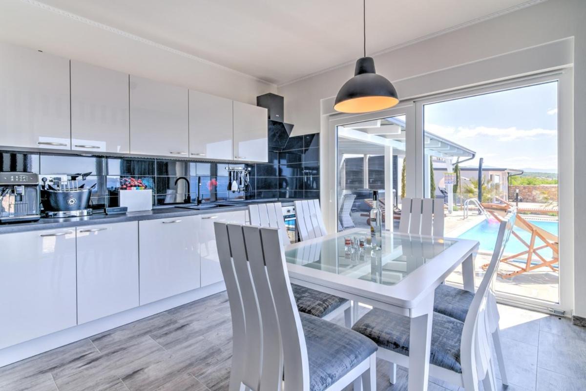 Villa Belissima Vista Mare Selce Kültér fotó