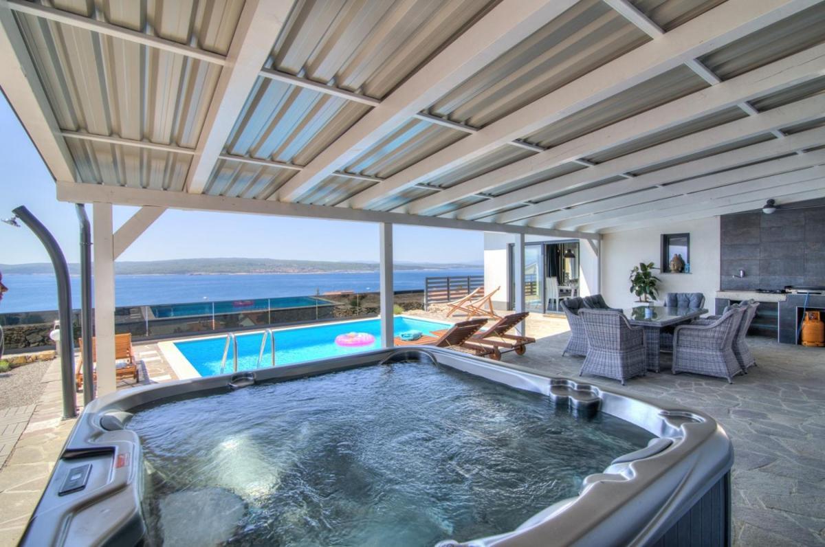 Villa Belissima Vista Mare Selce Kültér fotó